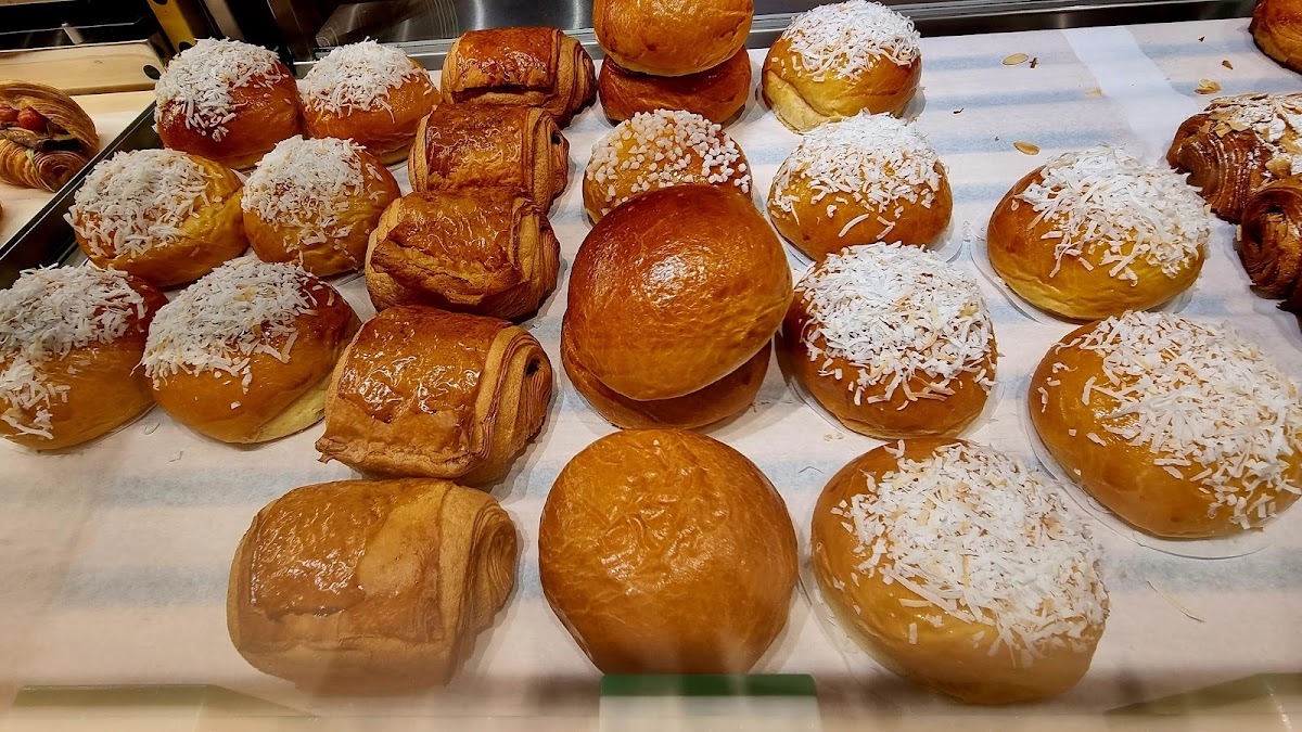 Tiong Bahru Bakery - 4