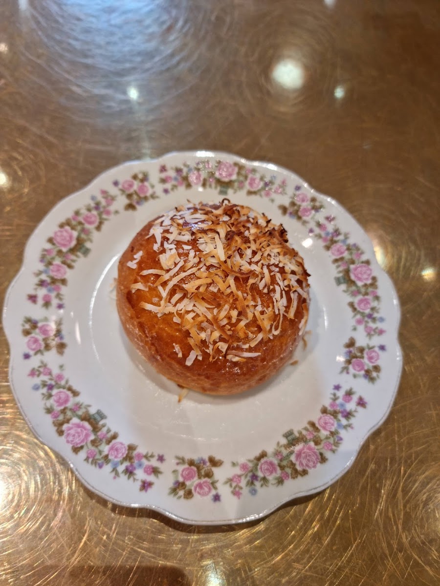 Tiong Bahru Bakery - 7