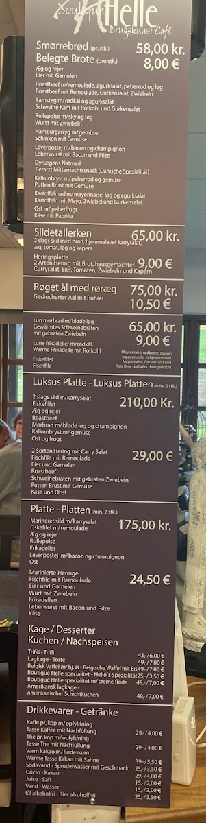 Boutique Helle, Cafe, Brugskunst & Møbler Outlet - 2