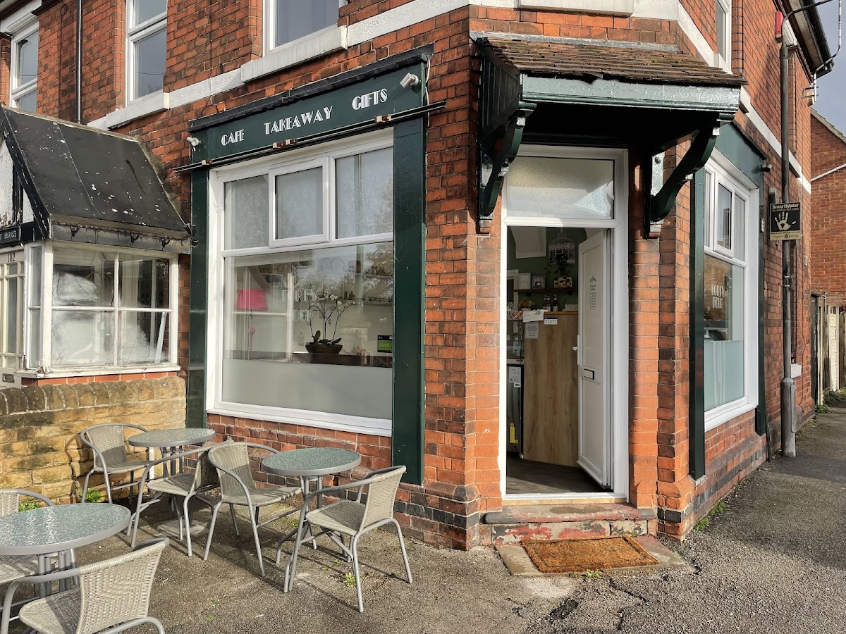 Forty Four Cosy Cafe & Takeaway