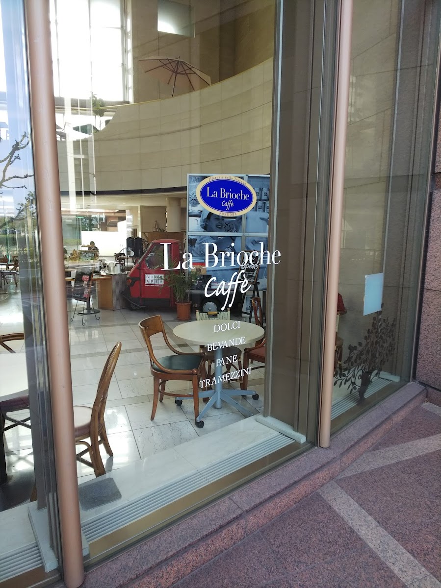La Brioche Caffe