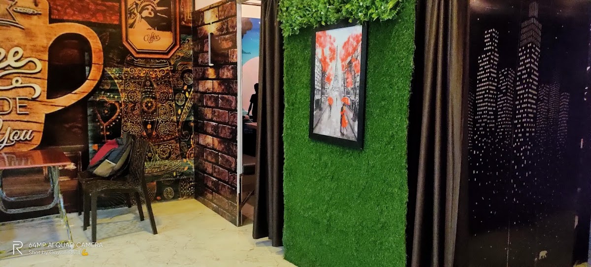 The coffee club cafe