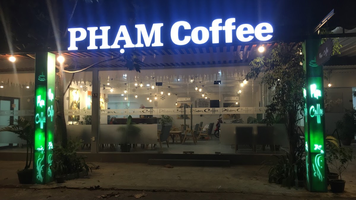 Phạm Coffee