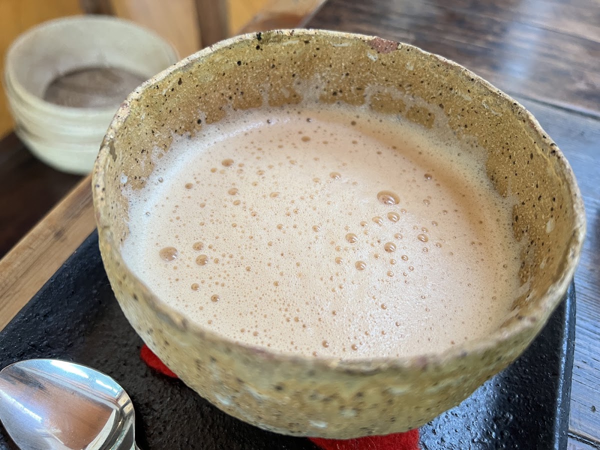 GALLERY.BOOK.CAFE DEN - 7