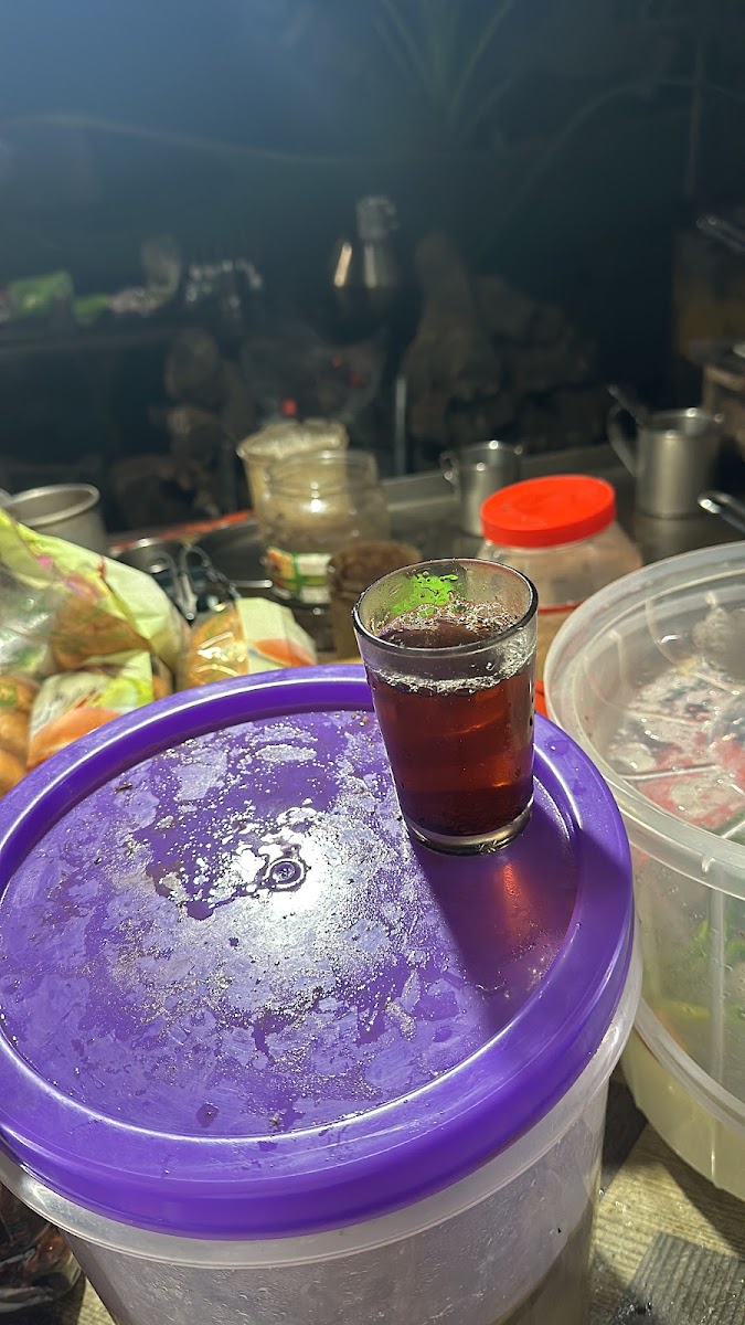 Ashrafkas Thattukada - 8