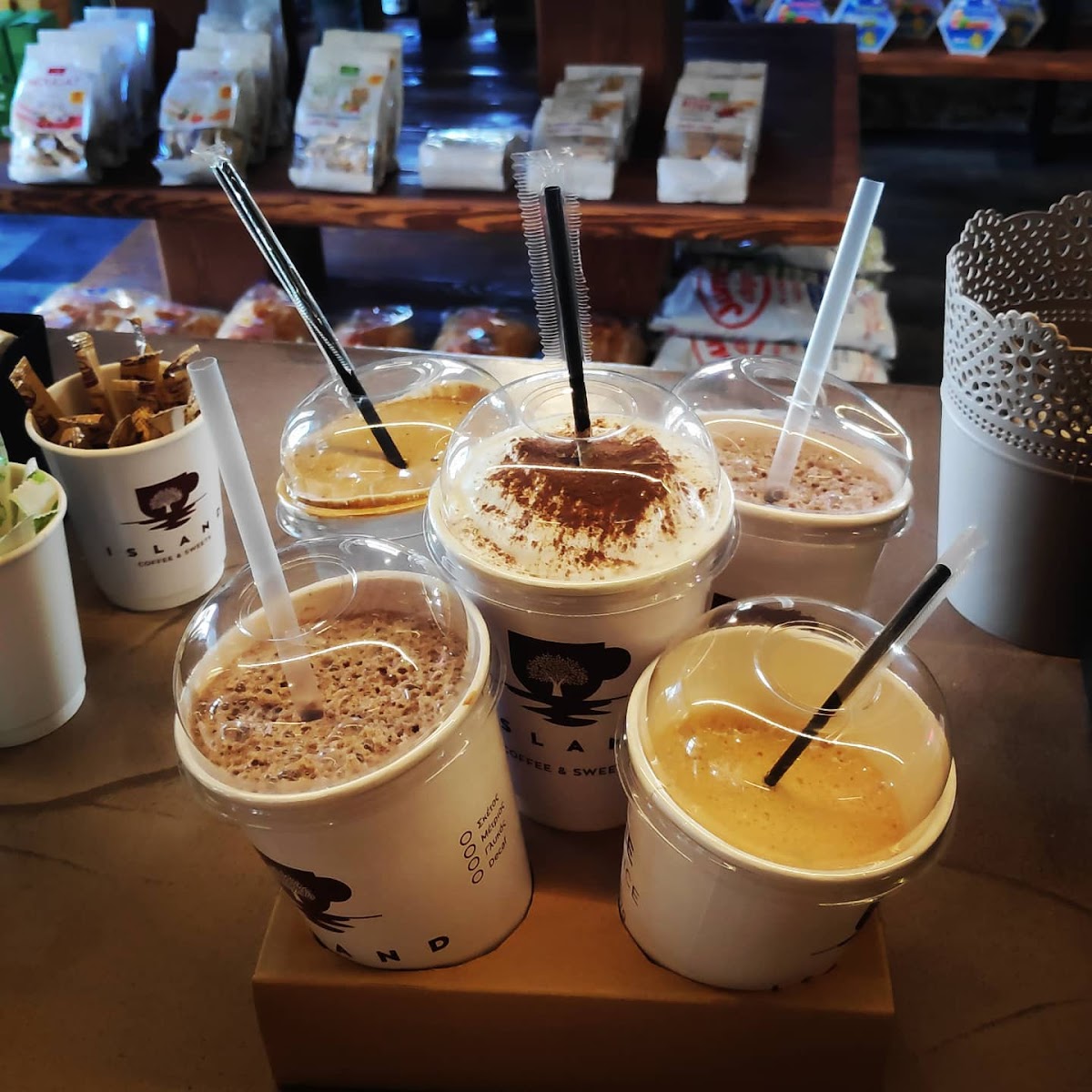 ISLAND coffee & sweets - take away - 10