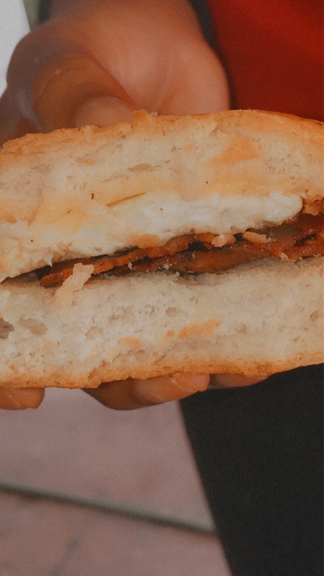 B.e.s.Tea Bubble Tea and Café - 9