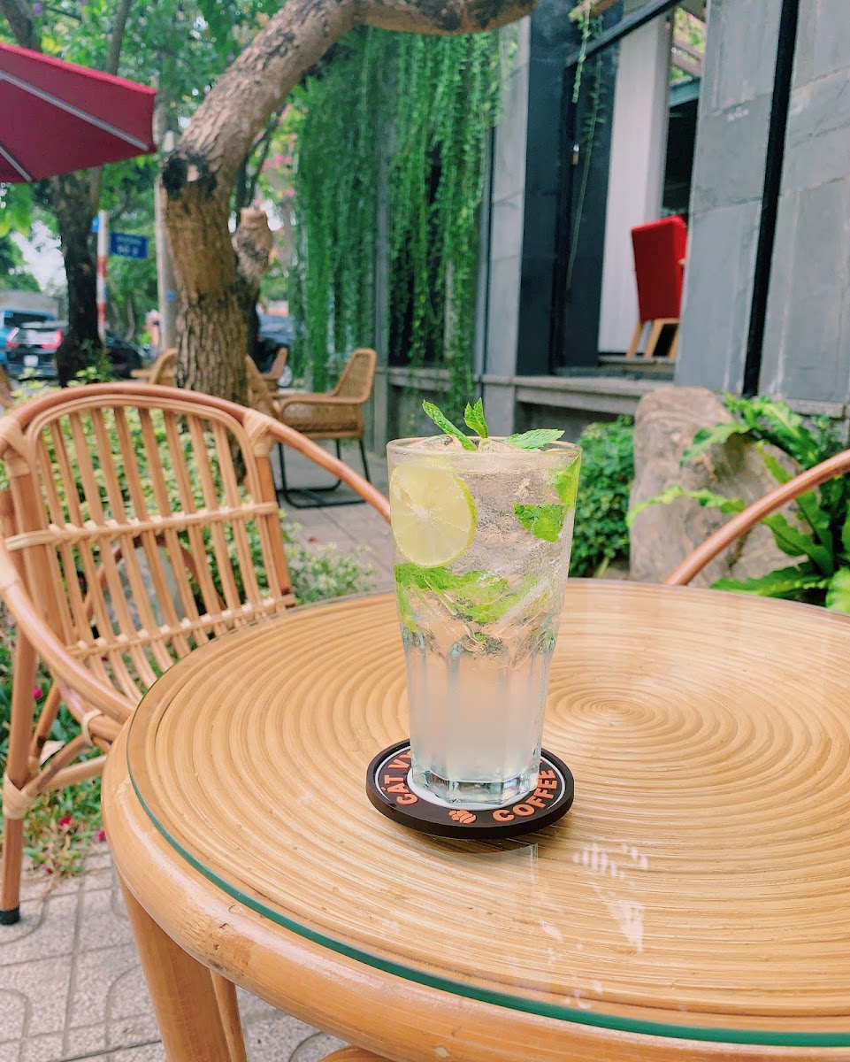 CÁT VY COFFEE KOI - 10