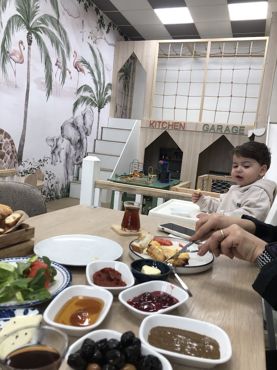 Susam Kids & Cafe - 3