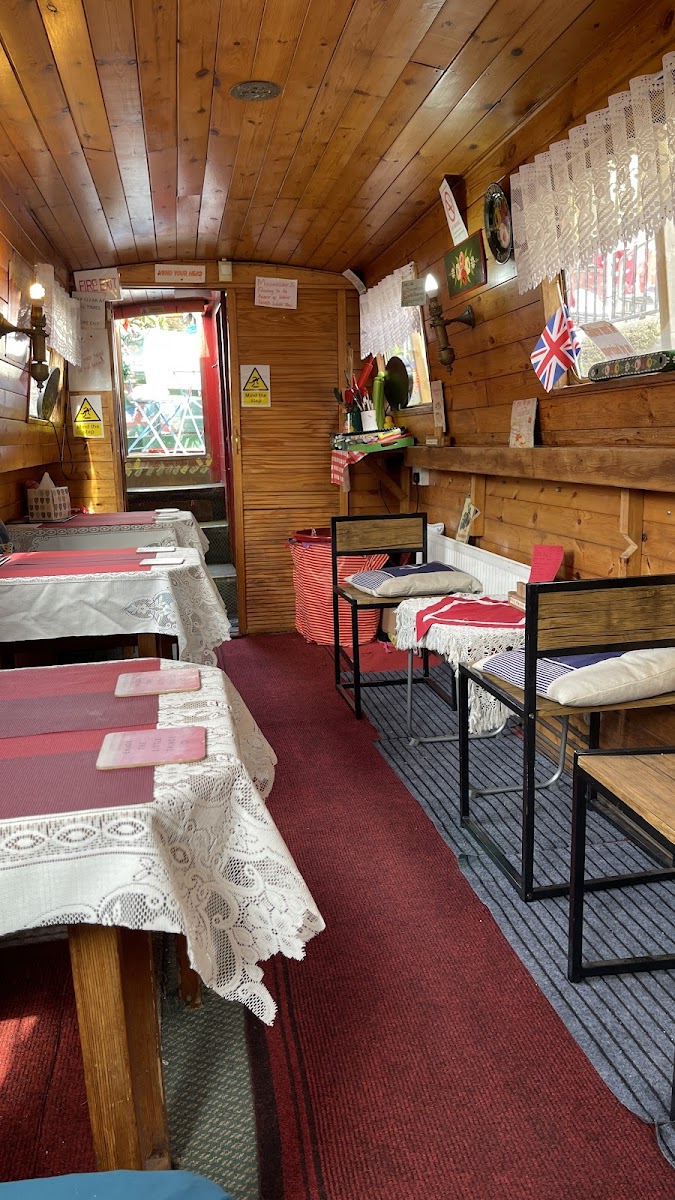 Moonraker Floating Tearoom