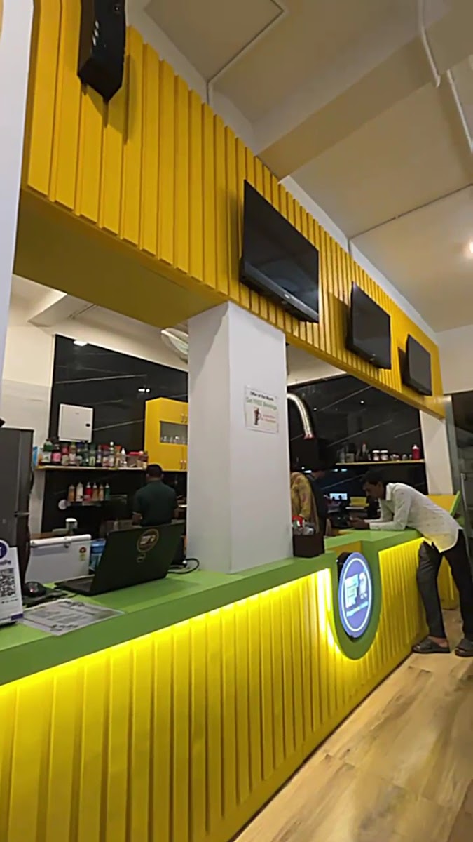 Cheesy Crazy Cafe - Best cafe in wardha - 2