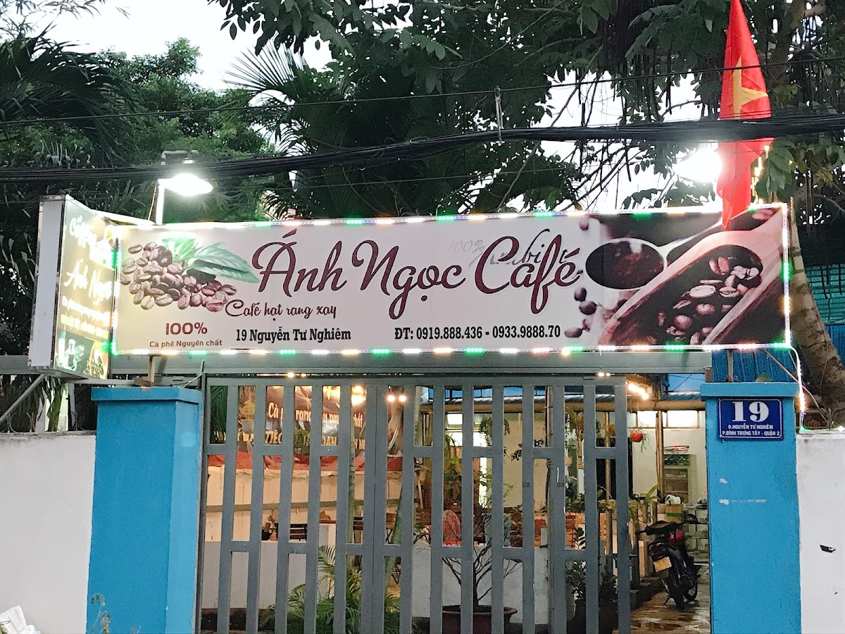Cafe Sân Vườn Ánh Ngọc