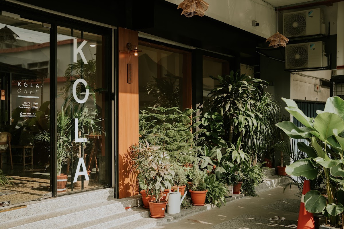 KOLA Cafe