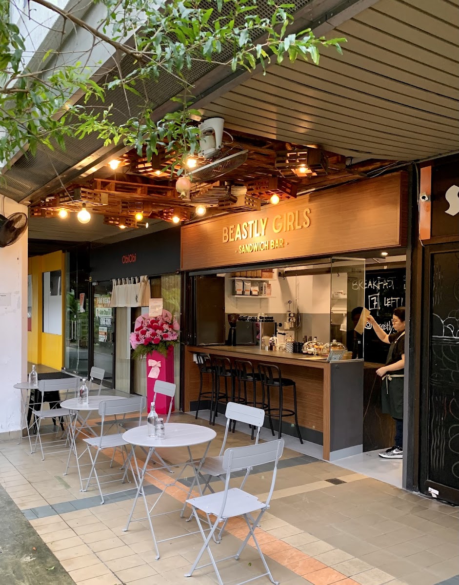 Beastly Girls Sandwich Bar