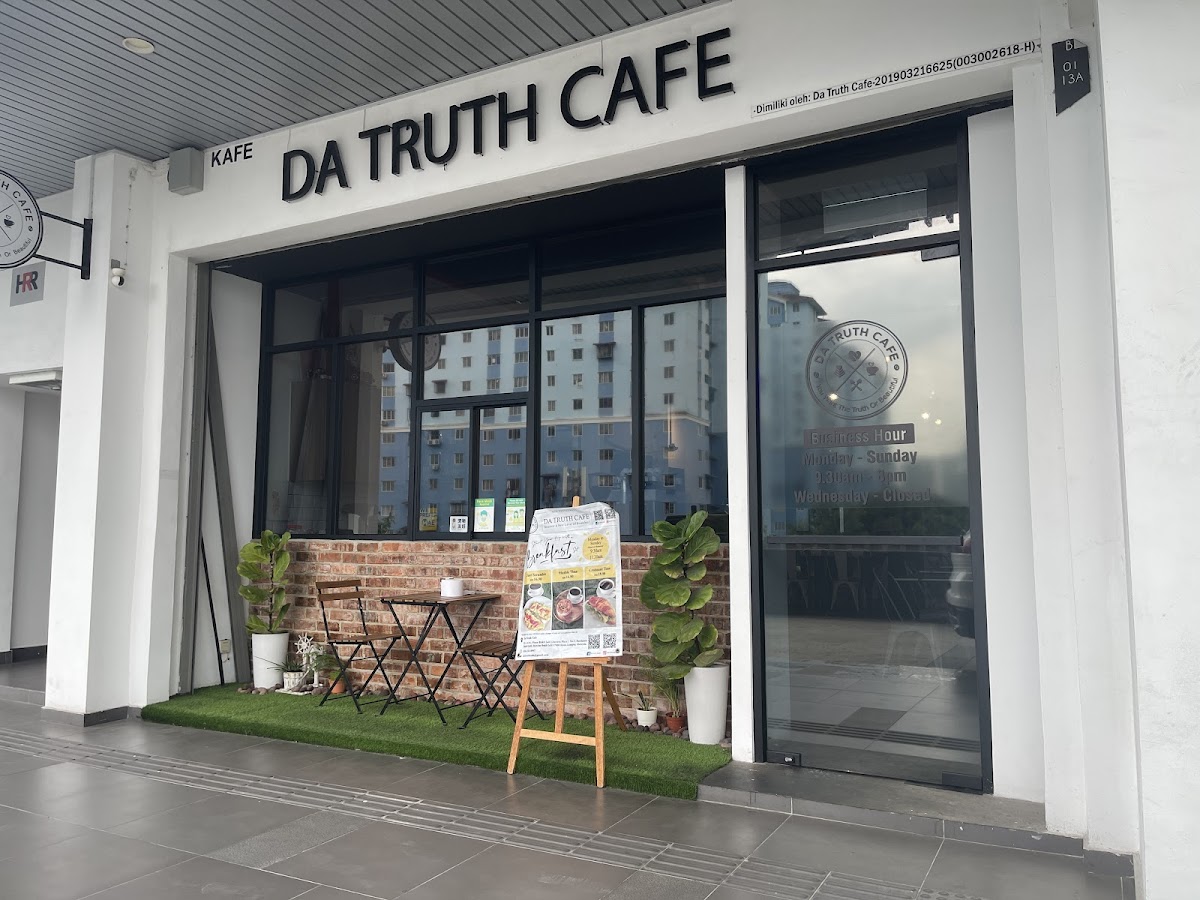 Da Truth Cafe