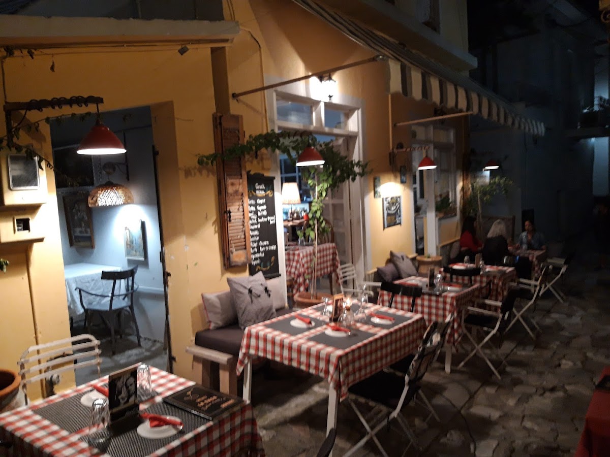 breakfast Σκιάθος Green Bus