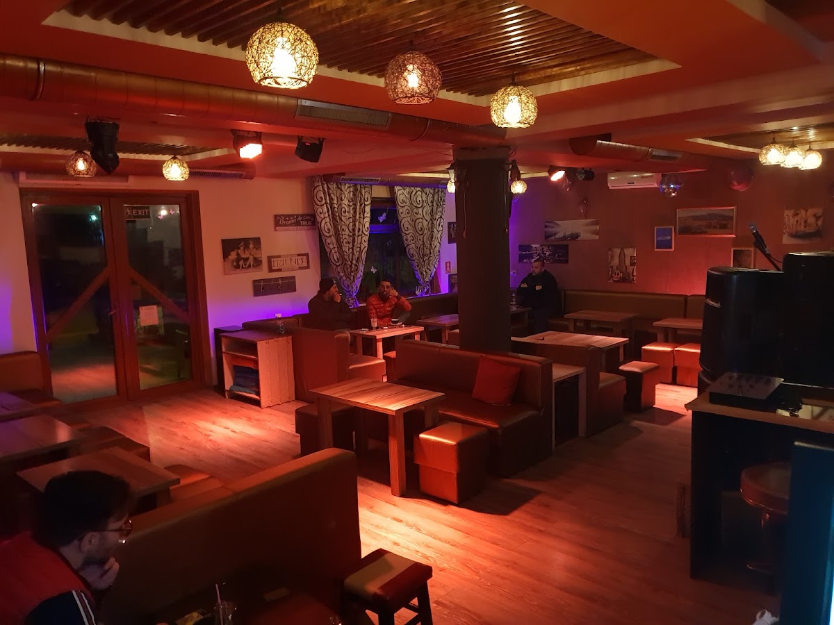 Backstage Caffe Club