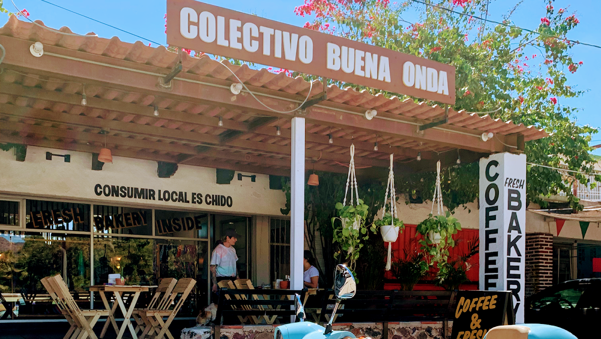 COLECTIVO BUENA ONDA