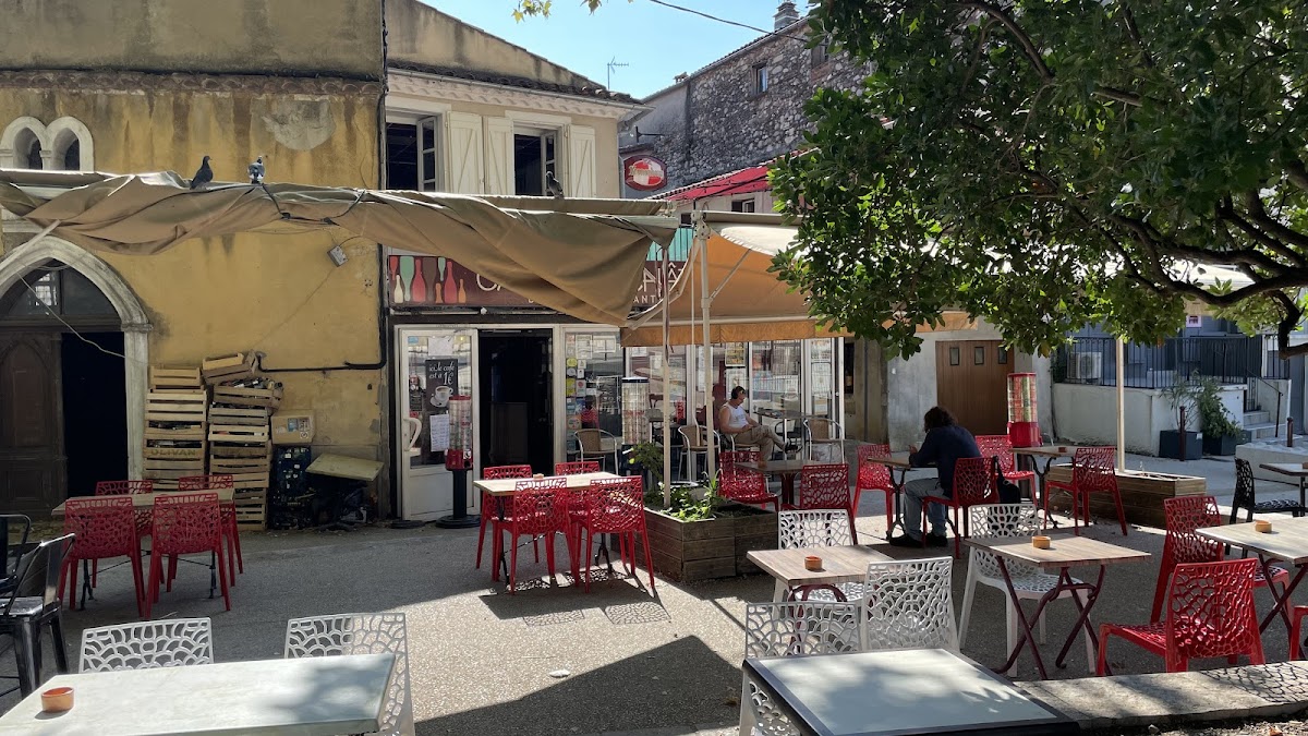 Café des Chataigniers