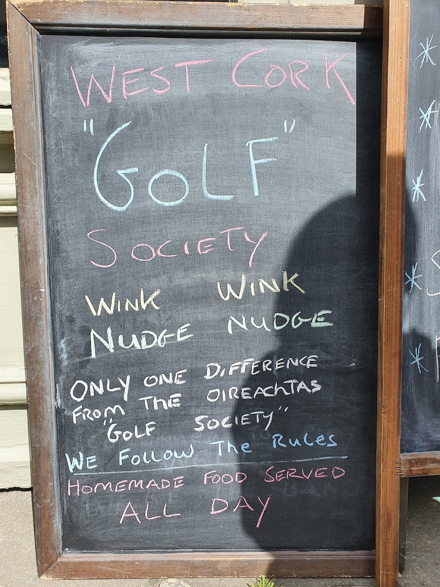 Applebettys Cafe - 4