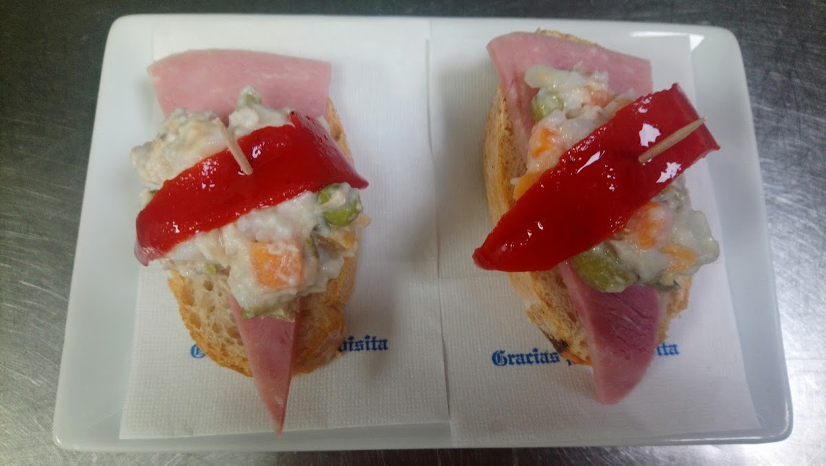 Yuste Cafeteria - 10