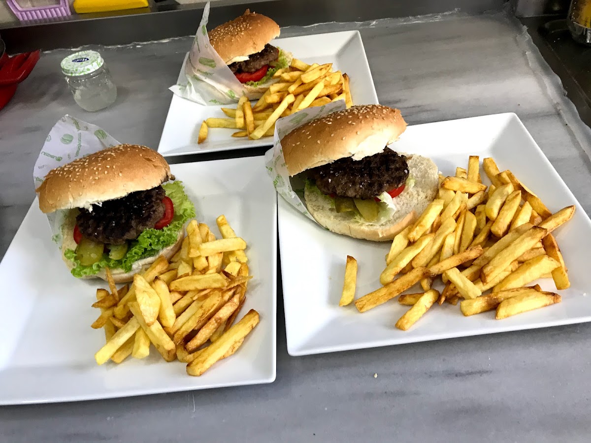 Gulten Hanım Cafe & Pastane - 4