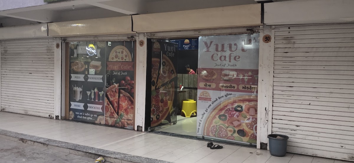Yuvi's Cafe