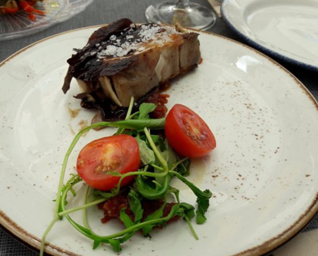 Cafetería Con Pan y Vino - 10