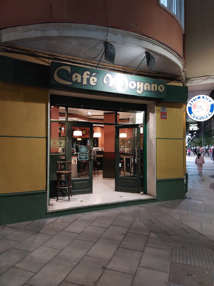 Café Moyano - 3