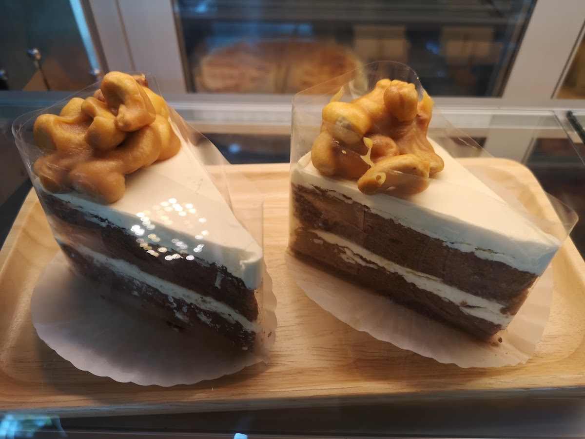 Hiw Peek Cafe & Restaurant - 8