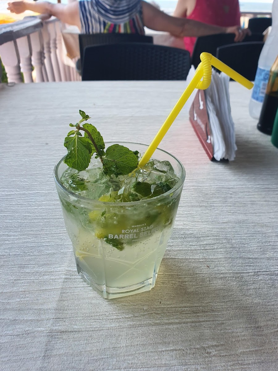 Pearl's Beach Cafe - 6