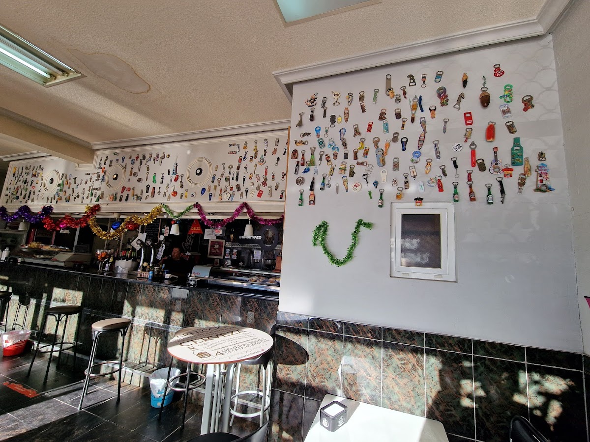 Cafetería-Cervecería Donde Paco