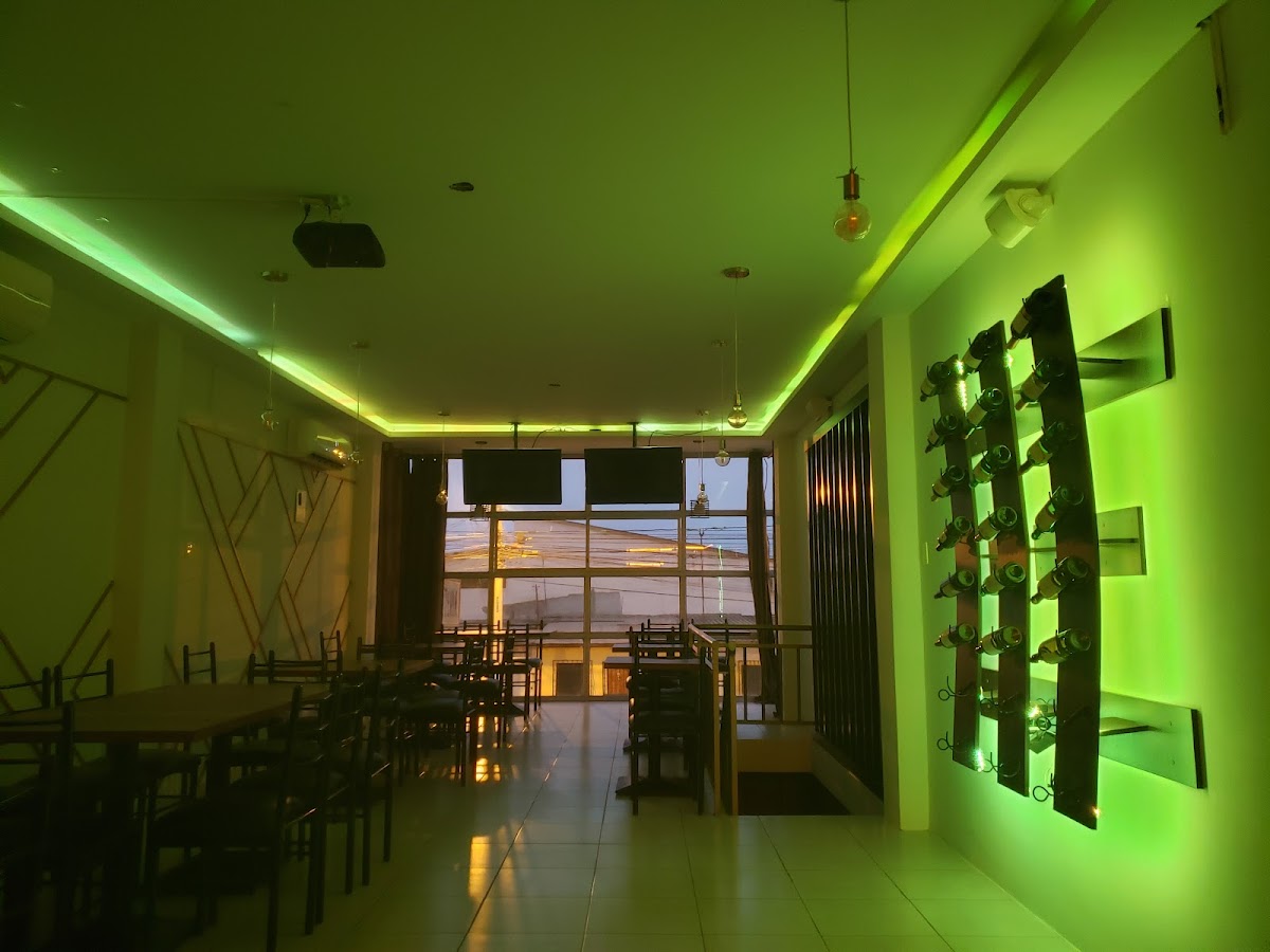 La Tentación Cafe Bar