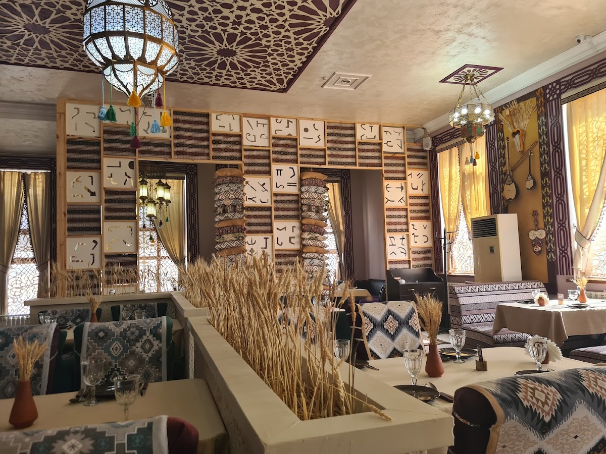 Restoran Baksha Saray. Ul. Zhenis 24