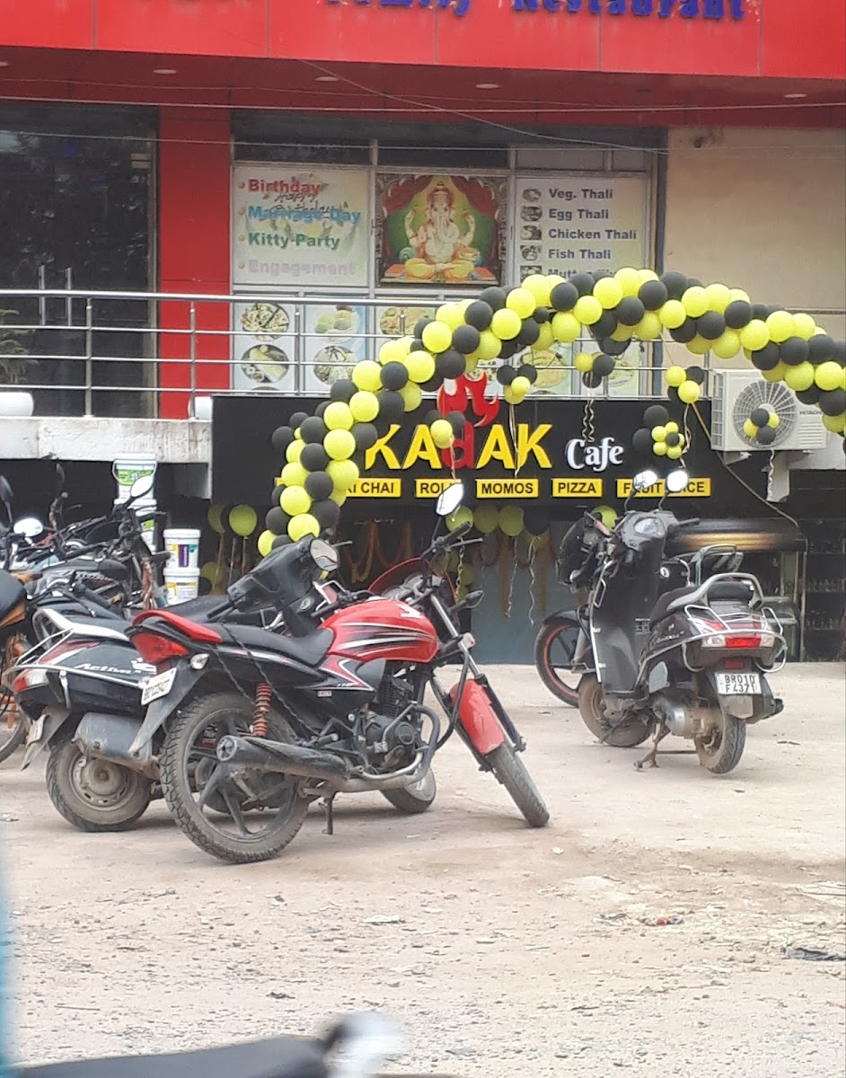 Kadak Cafe - 4