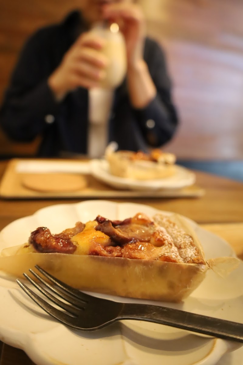 Makana Coffee Roasters Tosabori Store - 6