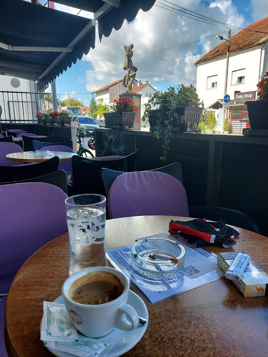 Caffe Bar Florijan - 8