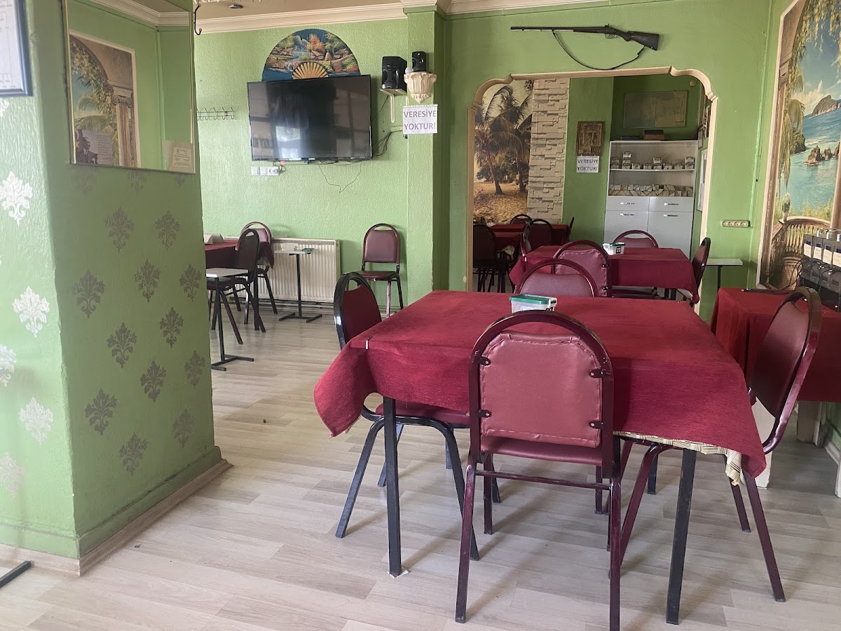 Kamilinyeri Kıraathanesi