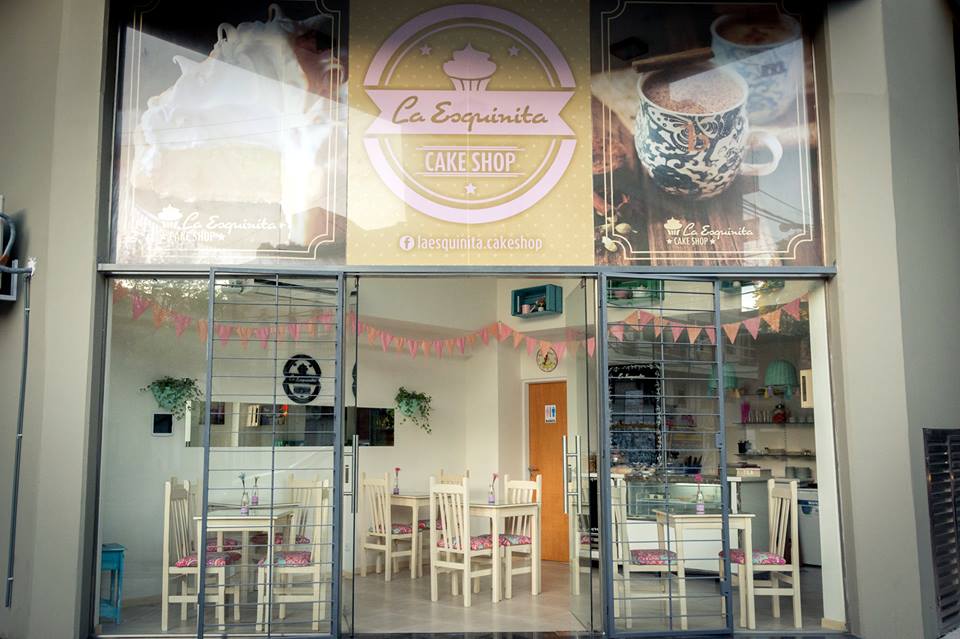 La Esquinita Cake Shop