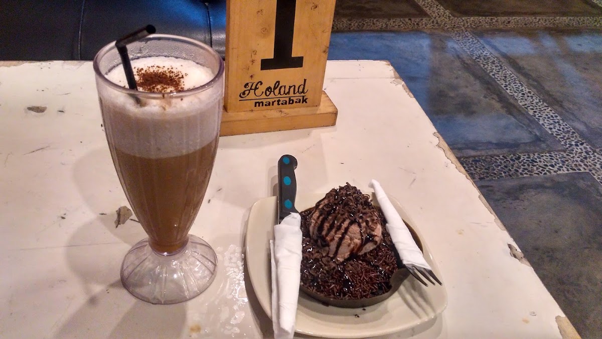 HOLAND MARTABAK & STASION NGEMIL - 6