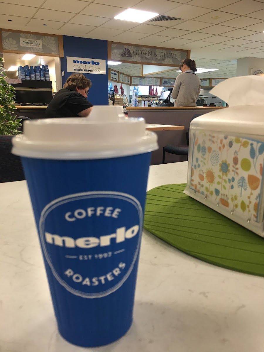 Gown & Glove Restaurant - 10