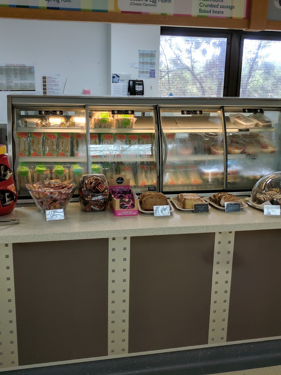 Gown & Glove Restaurant - 4