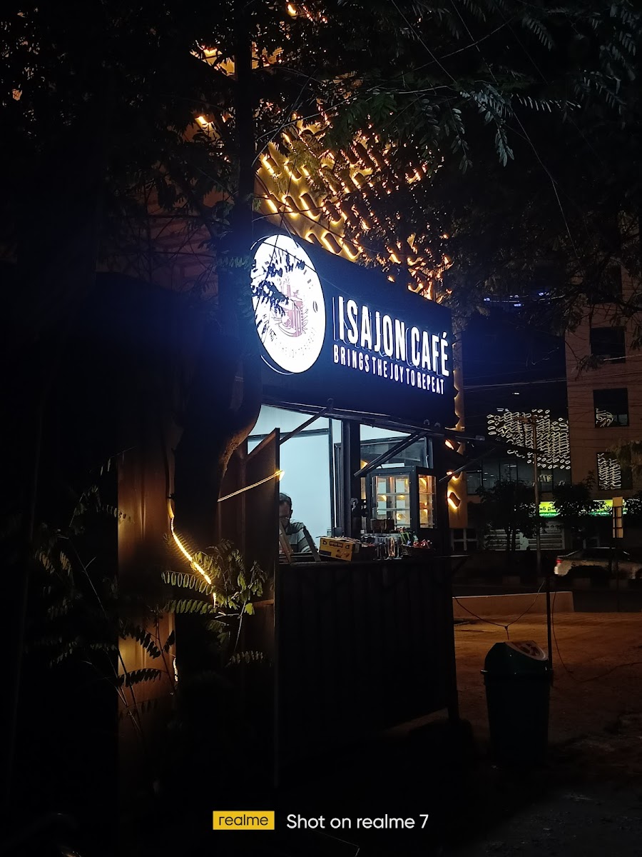 Isajon Cafe ఇసాజోన్ కేఫ్ - 3