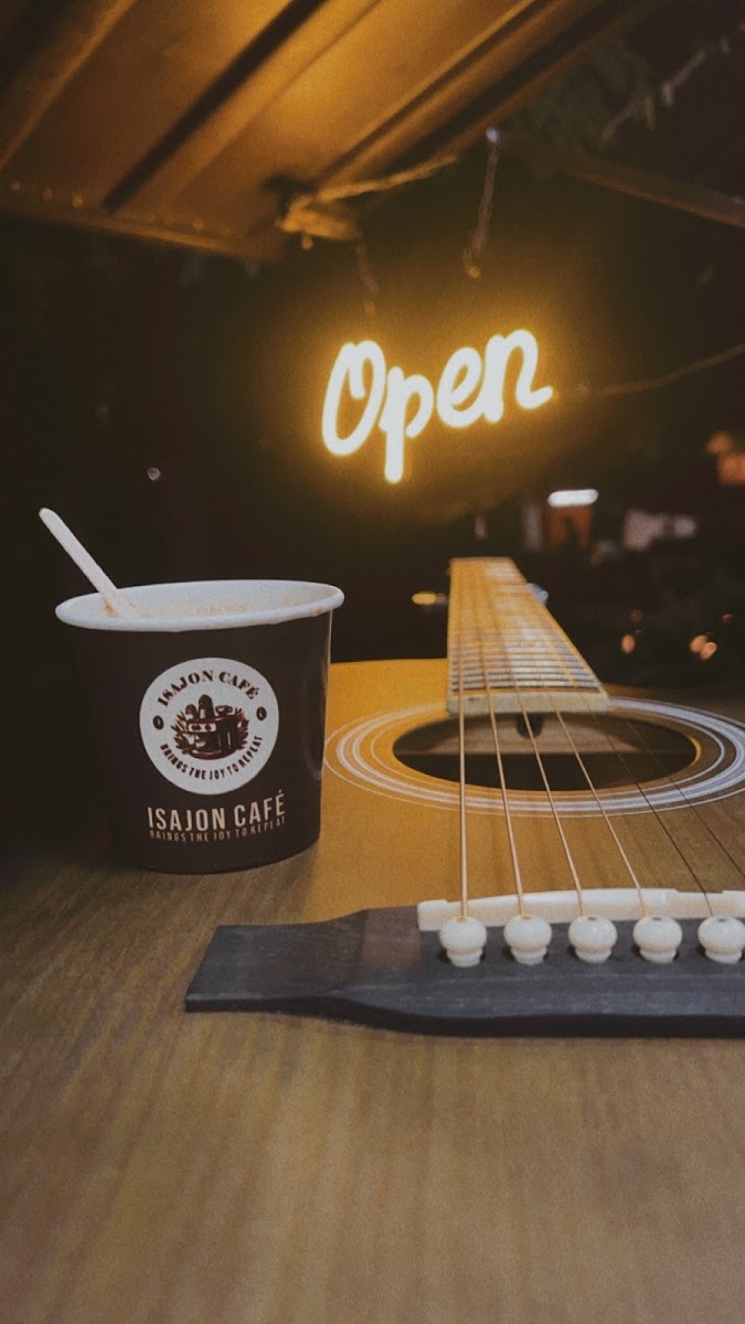 Isajon Cafe ఇసాజోన్ కేఫ్ - 4