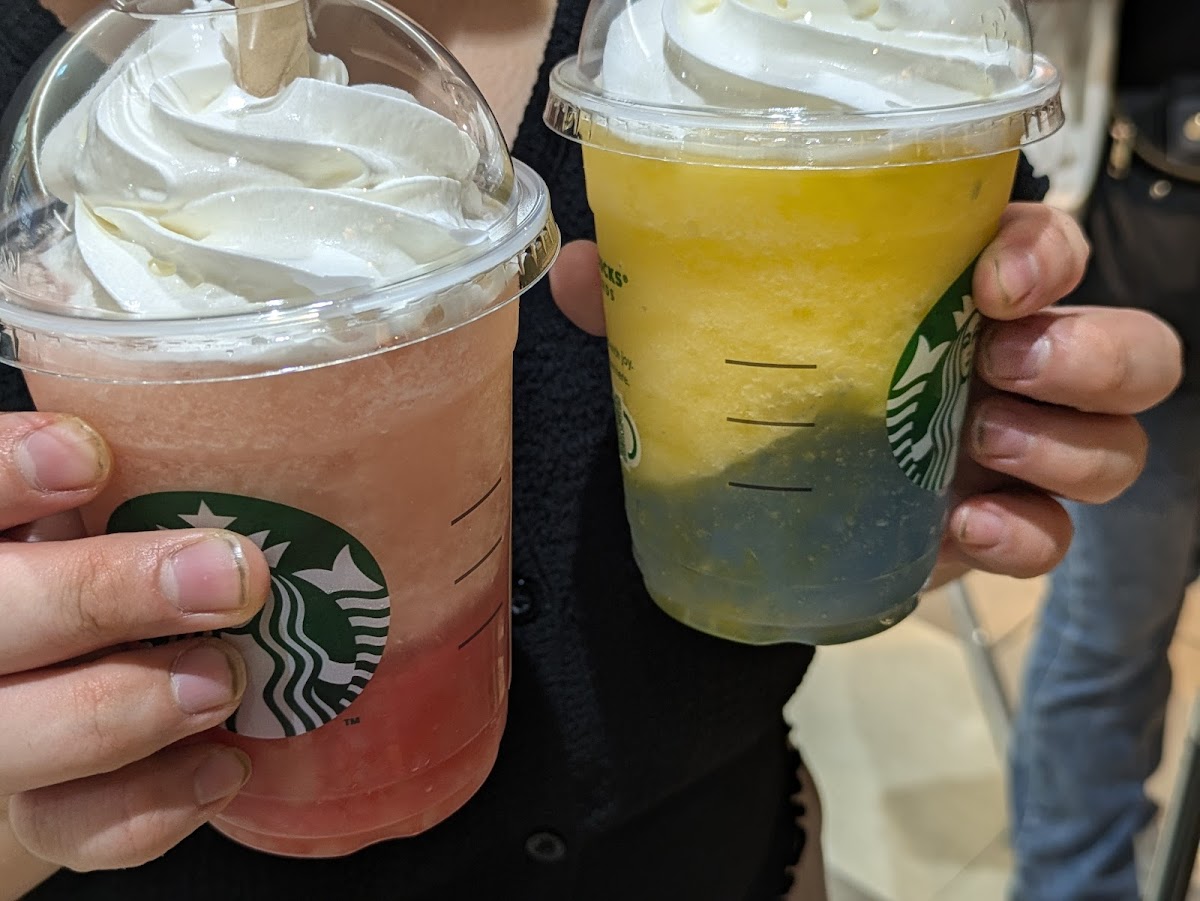 STARBUCKS Narita Airport Terminal 2 Arrival Lobby South Shop - 5