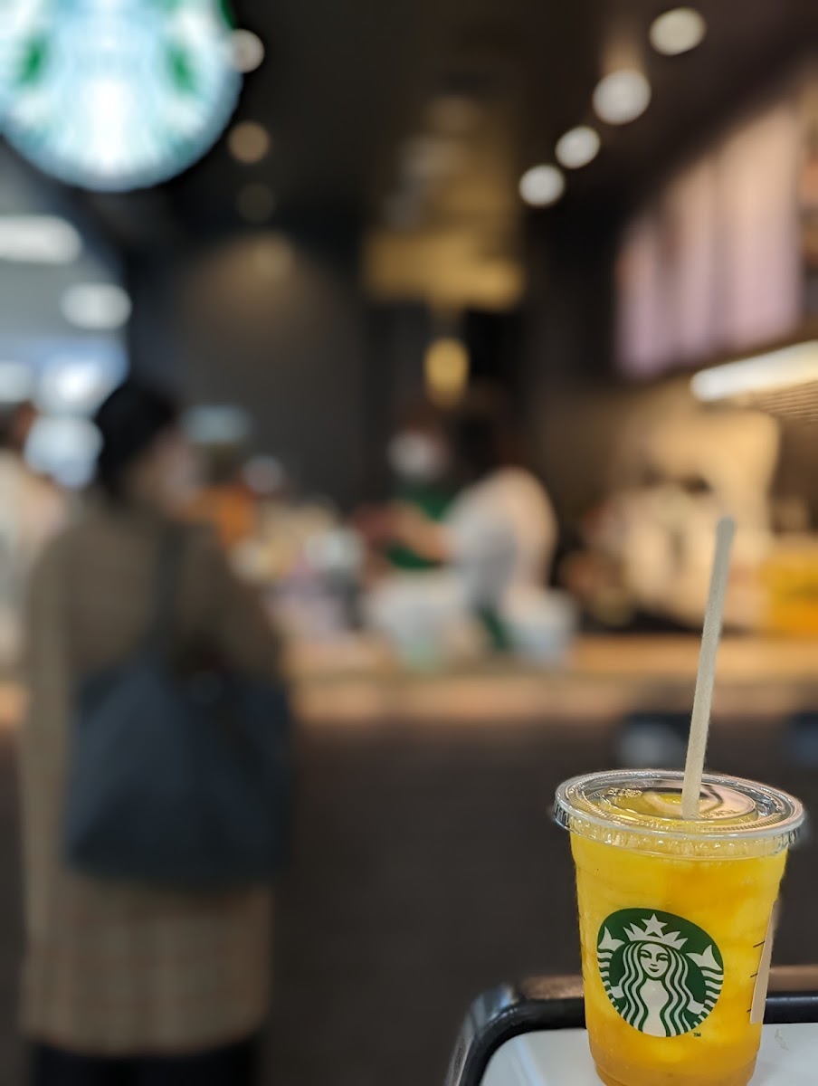 STARBUCKS Narita Airport Terminal 2 Arrival Lobby South Shop - 6