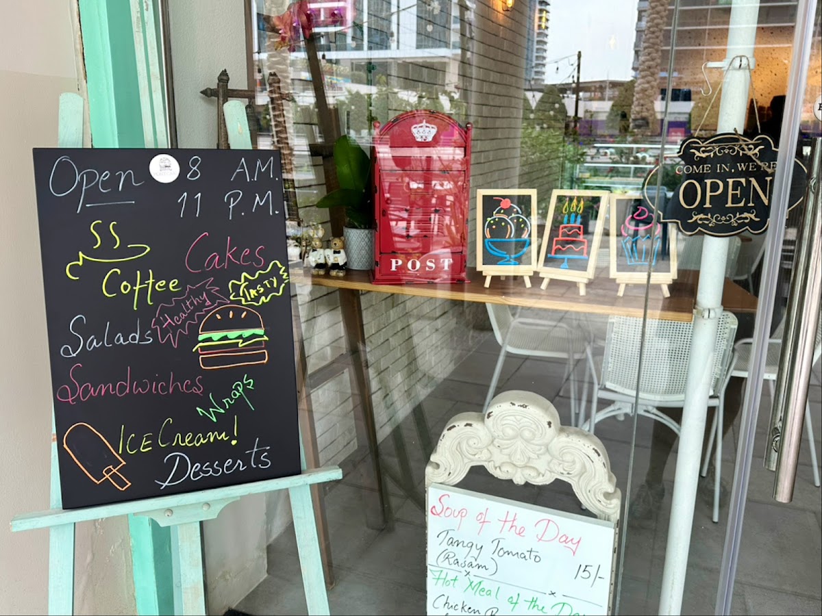 Postcard Cafe JLT - 9