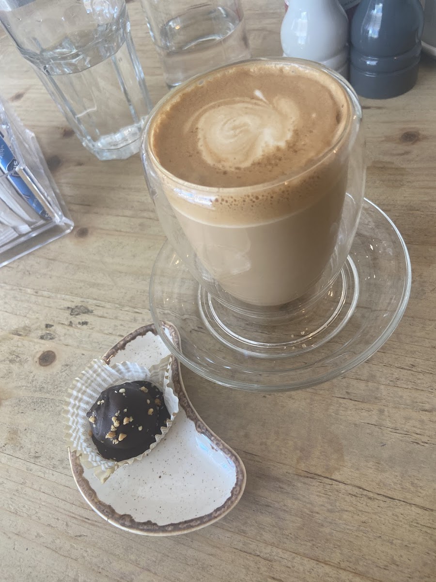 Postcard Cafe JLT - 5