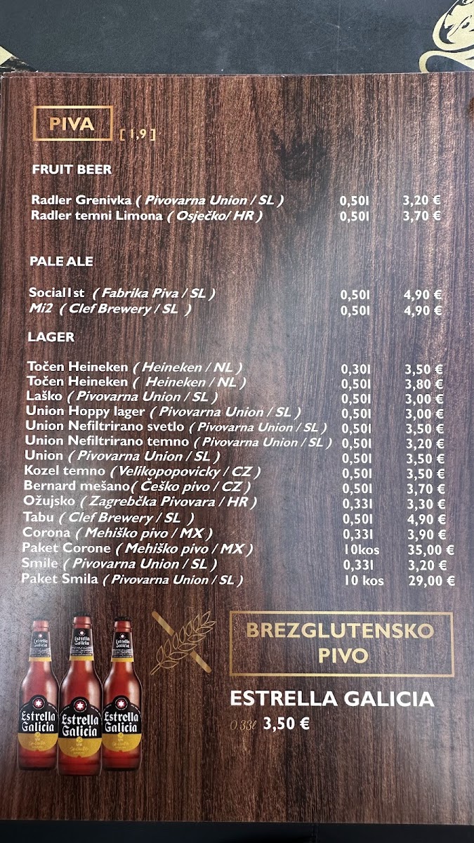 Kavarna korona, Andreja Šmuc s.p. - 2