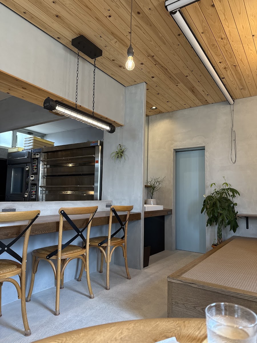 Hanachan Cafe & Hanachan bagel はなちゃんカフェ＆はなちゃんベーグル